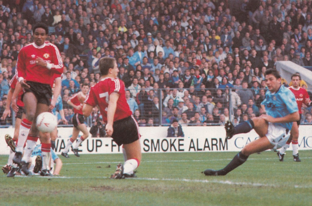 Manchester City x Manchester United 1990